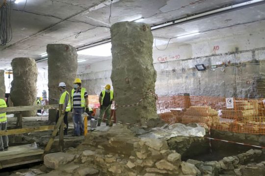 Μια εκδήλωση με πολλές… απουσίες