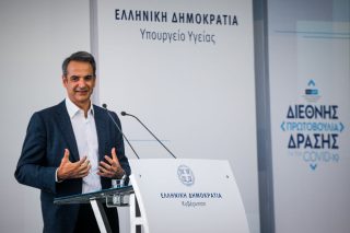 15 εκατ. δωρεά του Ιδρύματος Σταύρος Νιάρχος για 174 νέες ΜΕΘ