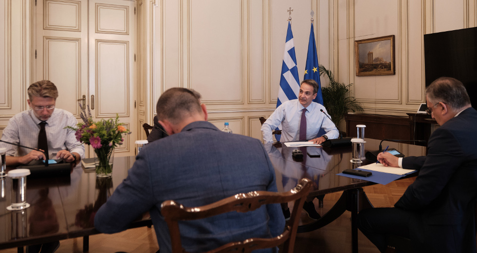 Γενικόλογες ντιρεκτίβες Μητσοτάκη για τα μέτρα αντιμετώπισης του κορονοϊού