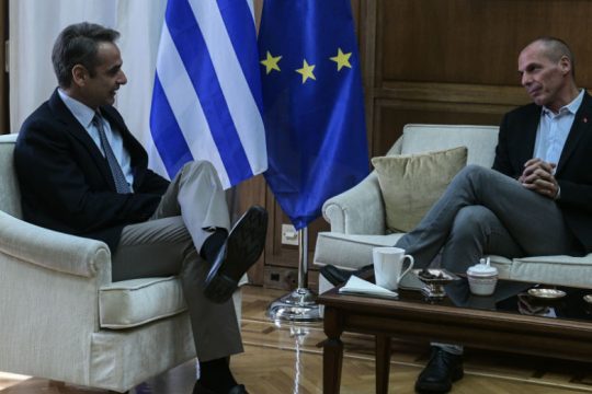 Τι ζήτησαν Κουτσούμπας και Βαρουφάκης από τον πρωθυπουργό