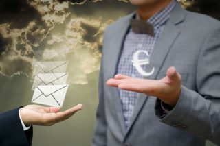 «Χαστούκι» Μαρινάκη στην κυβέρνηση, επέστρεψε τα χρήματα από τη λίστα Πέτσα