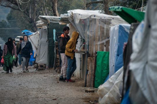 Να μπει στοπ στην παράταση δήθεν υγειονομικών περιορισμών στις προσφυγικές δομές