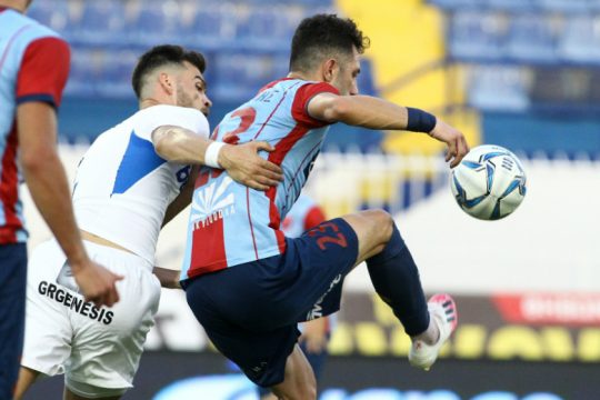 Υποβιβάζεται ο Πανιώνιος στη Super League 2