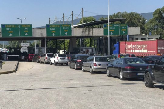 36 εισαγόμενα κρούσματα, τα 20 από τη Σερβία
