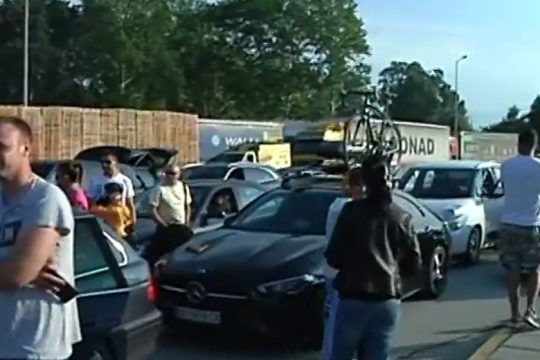 Χάος στον Προμαχώνα με εγκλωβισμένους τουρίστες από τη Σερβία