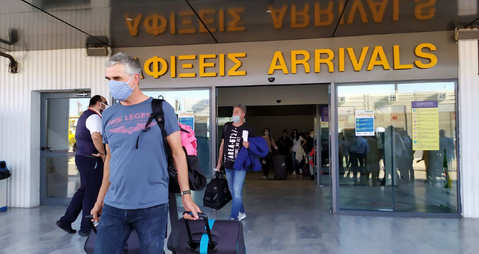 Με πτήση από Τσεχία άνοιξαν οι πτήσεις εξωτερικού στην Κρήτη