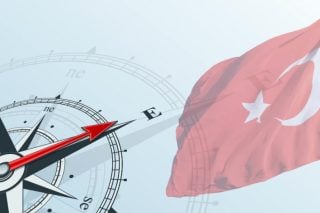 Μακριά από τη Δύση – πόσο κοντά στην Ανατολή;