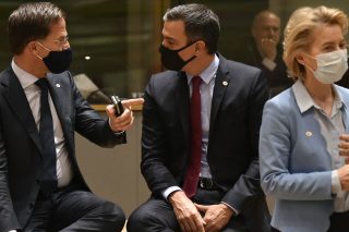 Τα 140 δισ… εξαμαρτείν για Σάντσεθ και Ιγκλέσιας