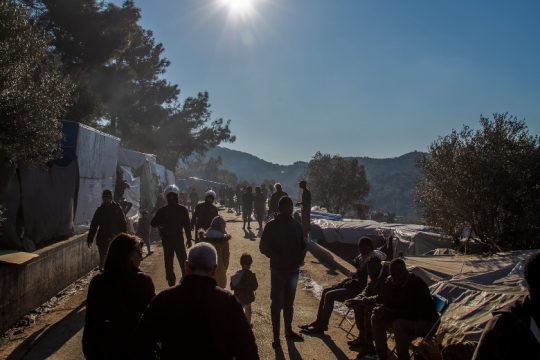 Κίνηση για τα Ανθρώπινα Δικαιώματα: Έκτακτα μέτρα υποκρισίας στα νησιά