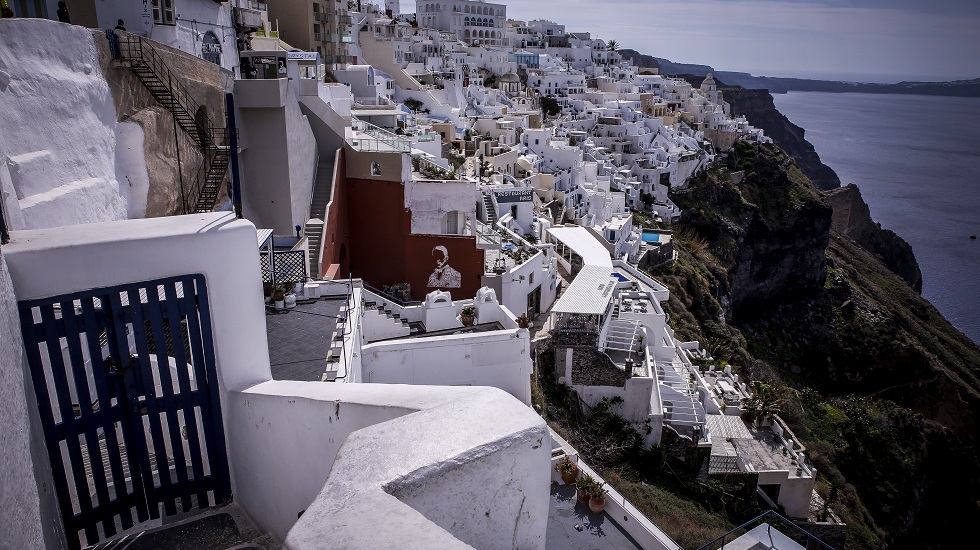 Πρώτο κρούσμα κορονοϊού στη Σαντορίνη