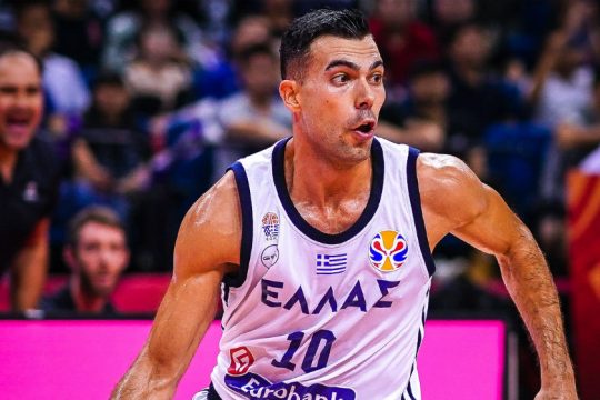 Ανακοινώθηκε ο Σλούκας