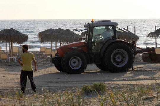 Καταπατούν, δέρνουν και δεν λογοδοτούν στο Εθνικό Πάρκο Κοτυχίου – Στροφυλιάς