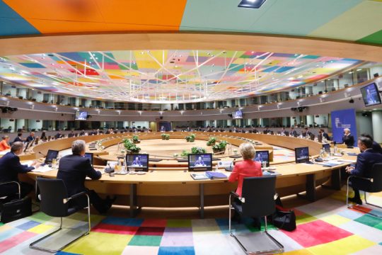 Ε.Ε.: Συμβιβαστική πρόταση Μισέλ για «φρένο εκτάκτου ανάγκης»