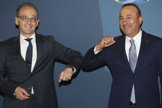 Η Άγκυρα «απαιτεί» συγγνώμη από το Παρίσι