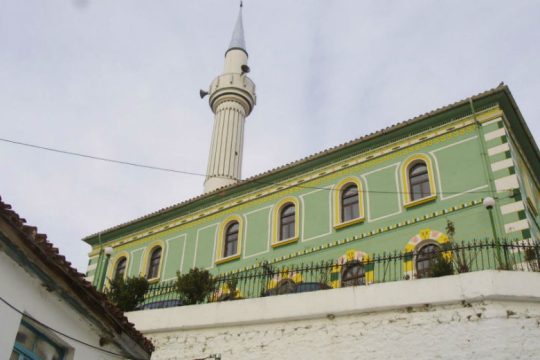 Συνεχίζεται η στοχοποίηση του εκπαιδευτικού Τζεμαλή Μηλιαζήμ από την Ξάνθη
