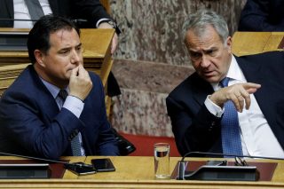 Εξωτερική πολιτική στα μουλωχτά