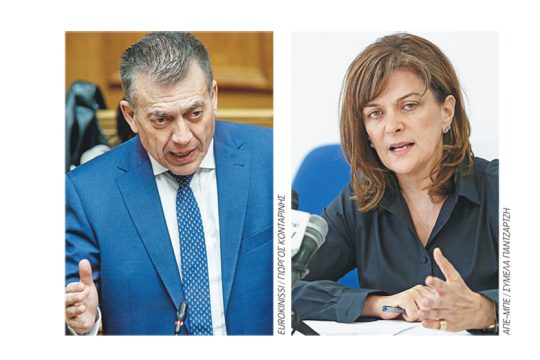 Ενάγεται για παραπλάνηση της Βουλής
