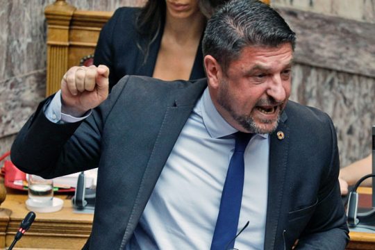 «Χρυσά» ρουσφέτια για 28 μετακλητούς