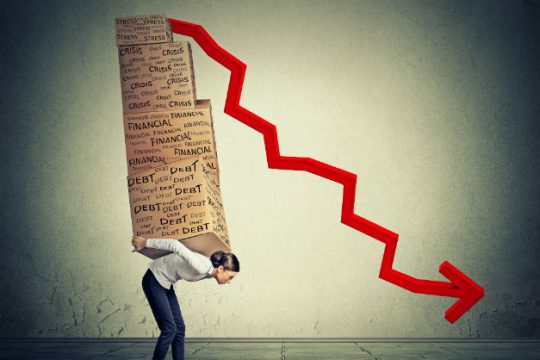 «Μη ρεαλιστικό» το πλαφόν του 60% για το δημόσιο χρέος