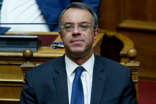 Ήξεις αφήξεις Σταϊκούρα για τα αναδρομικά