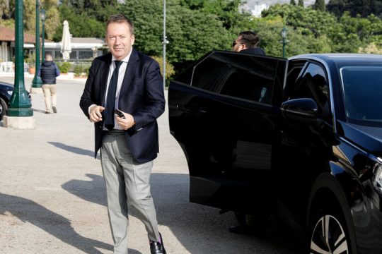Αρνείται στην έγκυο την επαναπρόσληψη