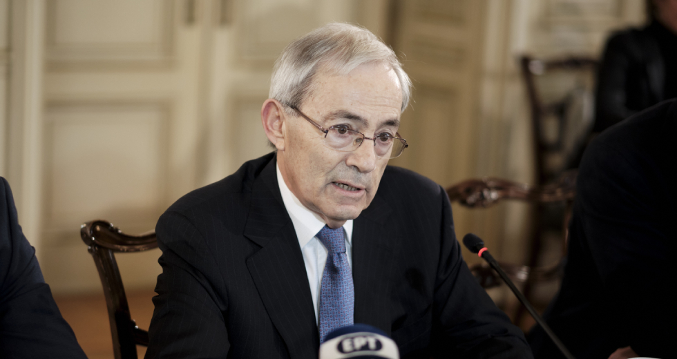 Σκληρές μεταρρυθμίσεις, διαβατήριο για τα 32 δισ.