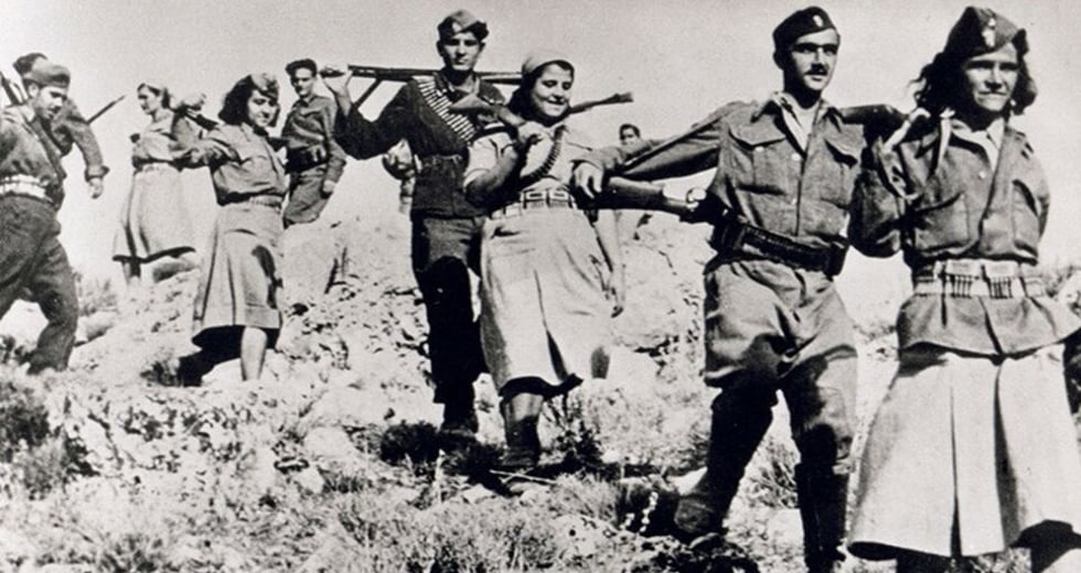 Θέλουν να κρατήσουν την Ιστορία κρυμμένη κάτω από το χαλί