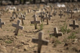 Φτώχεια, αντίσταση και αυταρχισμός