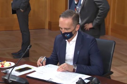 Κωλυσιεργεί το Βερολίνο υπέρ της Αγκυρας