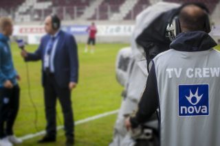 «Κοιταχτείτε στον καθρέφτη»