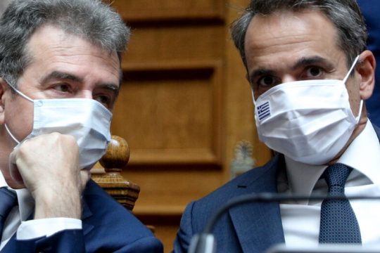 Επιλεκτική ανοσία Χρυσοχοΐδη στα fake news του Covid-19