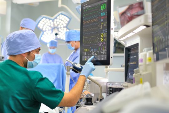 Τους 237 έφθασαν οι νεκροί από τον νέο κορονοϊό