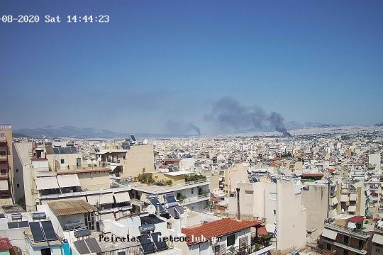 Ο τοξικός καπνός από την πυρκαγιά στη Μεταμόρφωση