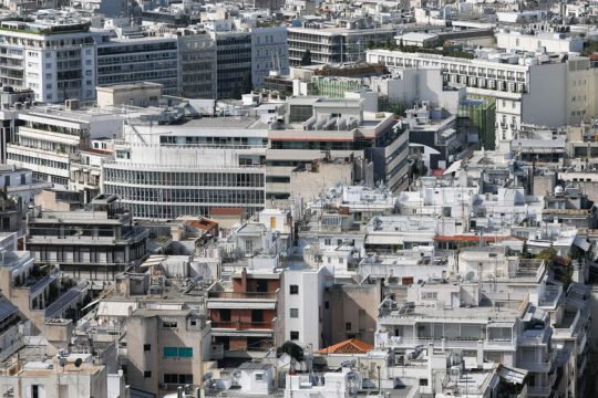 «Ξεχασμένα» 16,3 εκατ. τετραγωνικά ακινήτων!