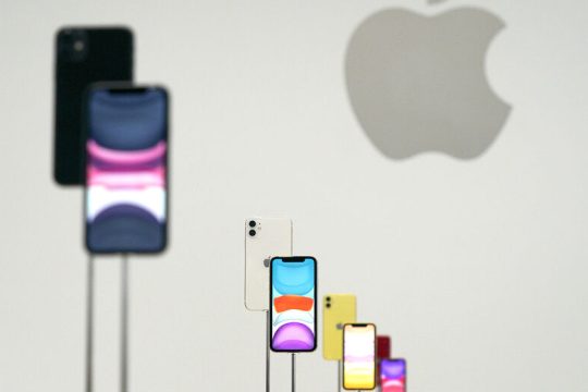 Δέκα ελληνικά ΑΕΠ αξίζει η Apple