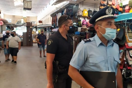 Σε ισχύ τα νέα περιοριστικά μέτρα στα Χανιά