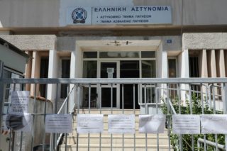Σε καραντίνα δεκάδες αστυνομικοί