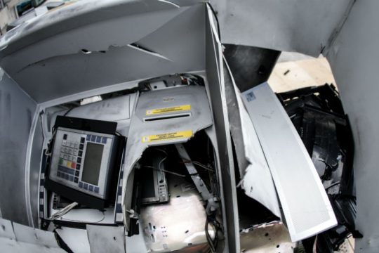 Θεσσαλονίκη: Ανατίναξαν ΑΤΜ, αλλά δεν πήραν τα χρήματα