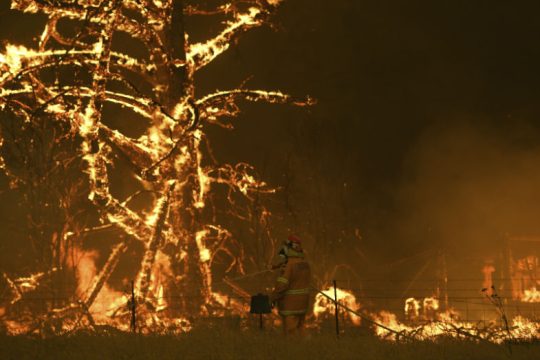 Έκθεση: Από την κλιματική αλλαγή ενισχύθηκαν οι καταστροφικές φωτιές στην Αυστραλία