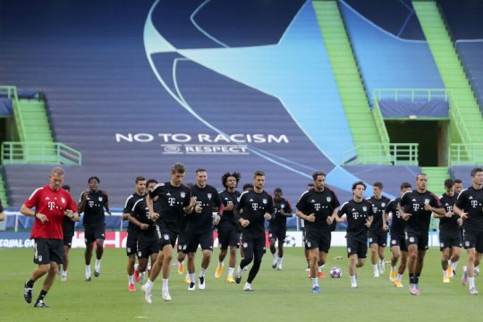 «Ερυθρόλευκοι» οπαδοί της Μπάγερν