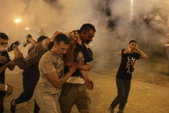 Λευκορωσία: Στη Λιθουανία κατέφυγε η αντίπαλος του Λουκασένκο