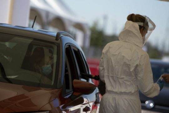 Βέλγιο: Πάνω από 65 κρούσματα κορονοϊού σε μεγάλη μονάδα επεξεργασίας κρέατος
