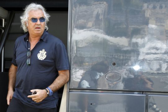 Στην εντατική ο Μπριατόρε λόγω κορονοϊού