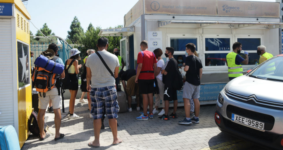 Σε μόνιμη βάση τα τεστ Περιφέρειας και ΙΣΑ στο λιμάνι του Πειραιά