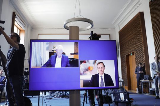 Τέταρτη προσυμφωνία για πιθανό εμβόλιο
