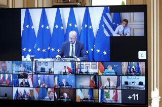 Ε.Ε.: δύο μέτρα και πολλά σταθμά