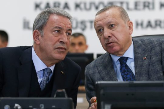Κι όμως η Τουρκία επικρίνει τα ΗΑΕ για παρεμβάσεις σε Λιβύη και Συρία