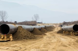 Μέτωπο για να σπάσει η ενεργειακή απομόνωση
