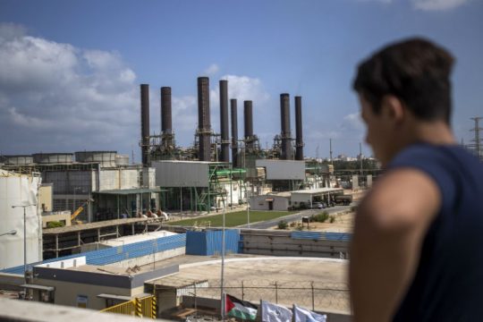 Χωρίς ηλεκτρικό η Γάζα, το Ισραήλ απαγόρευσε την εισαγωγή καυσίμων