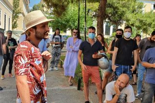 Ο Ηλίας δικάζεται γιατί αντέδρασε στον ρατσισμό